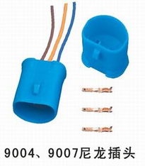 乐清市笛光汽车配件 深入解读尼龙插头规格型号9004与9007的特点及应用